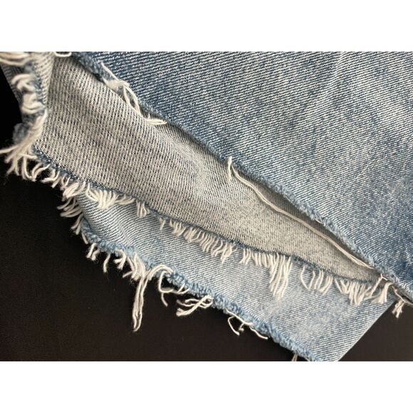 ~ NEW! 28 Levi's Prem 501 Two-Tone Jean Shorts Cut-Off Light/Med Wash Button Fly - Picture 13 of 15